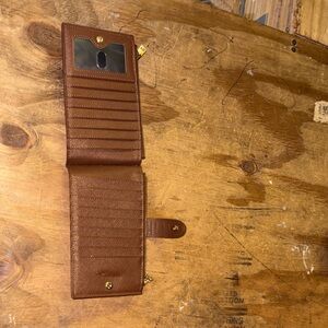 Classic Tan Leather Wallet